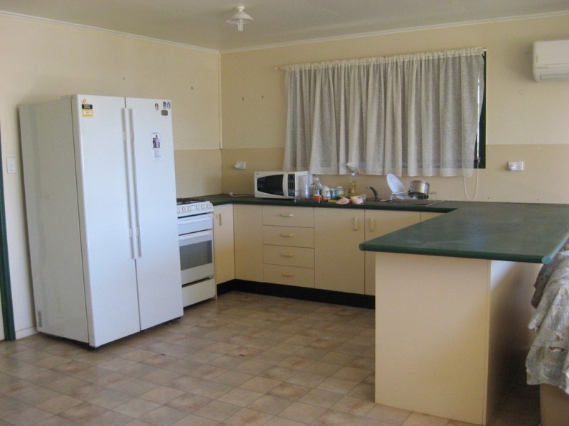 48 Boonkai Street, Quilpie QLD 4480