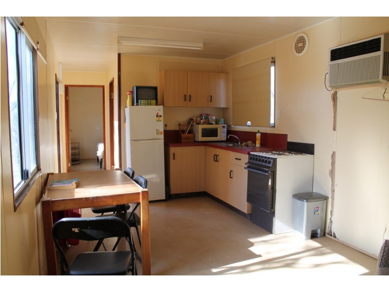 44 (lot 5) WEIR ROAD, Cunnamulla QLD 4490