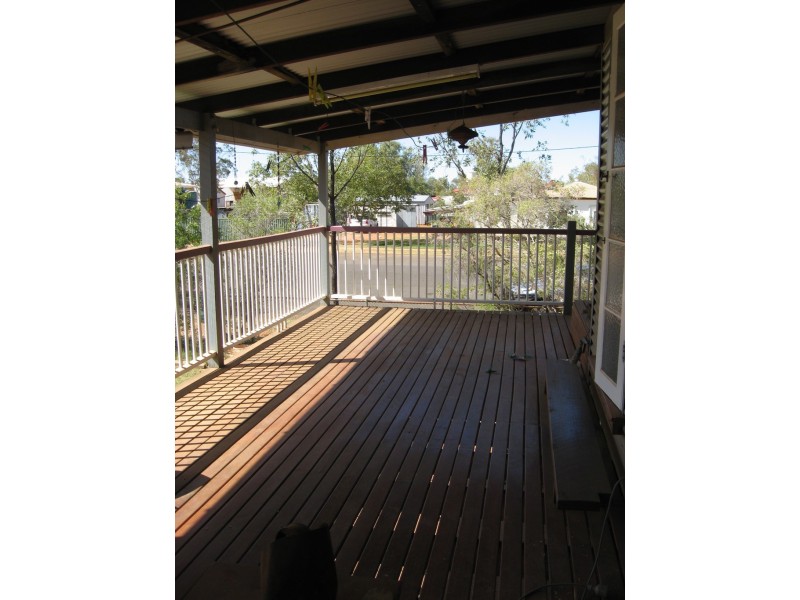 61 Boonkai Street, Quilpie QLD 4480