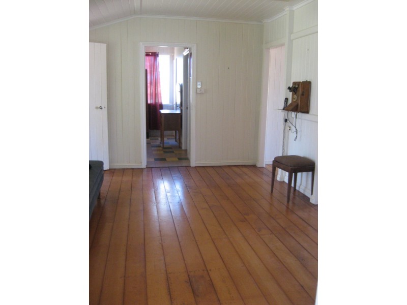 61 Boonkai Street, Quilpie QLD 4480