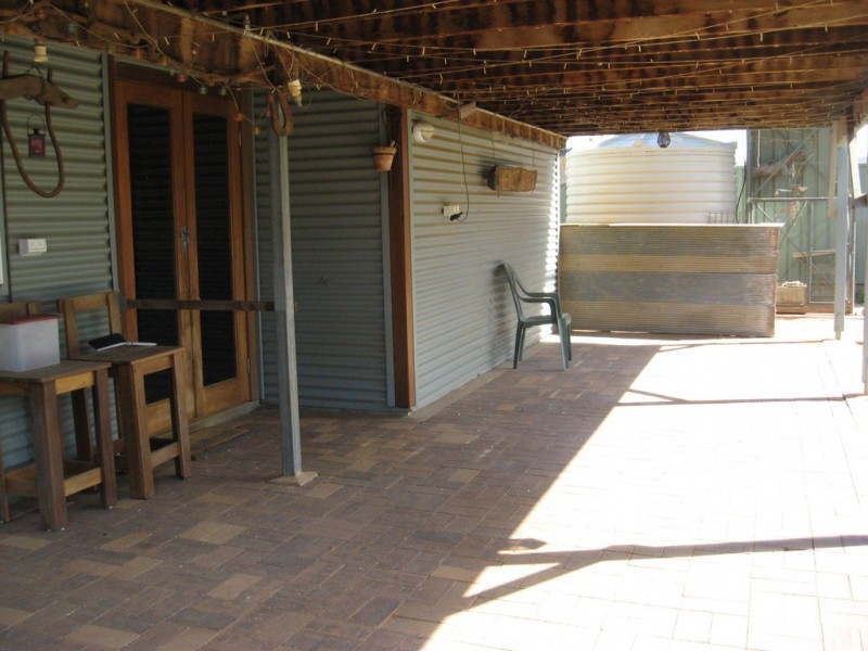 61 Boonkai Street, Quilpie QLD 4480