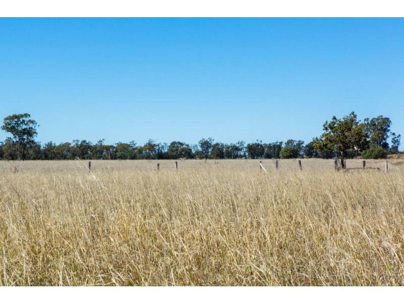 32 Thrupps Access Road, Dalby QLD 4405