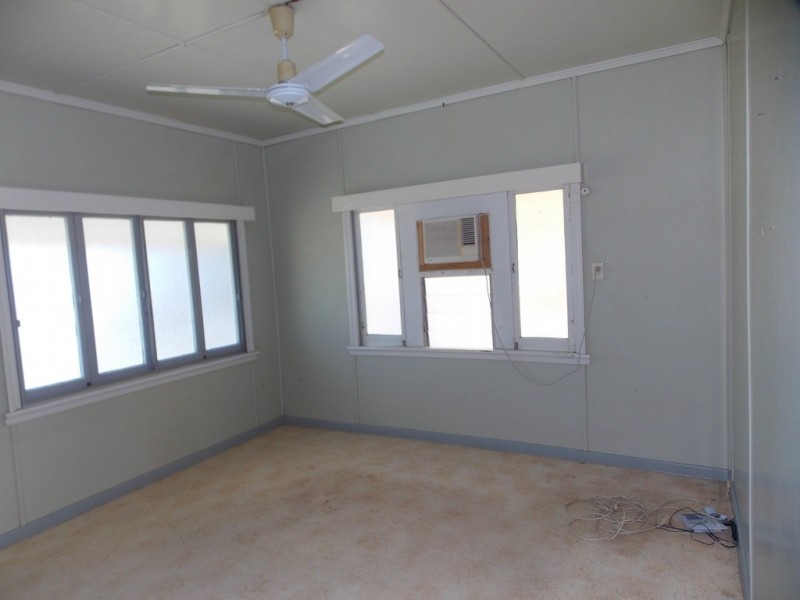 99 THISTLE STREET, Blackall QLD 4472
