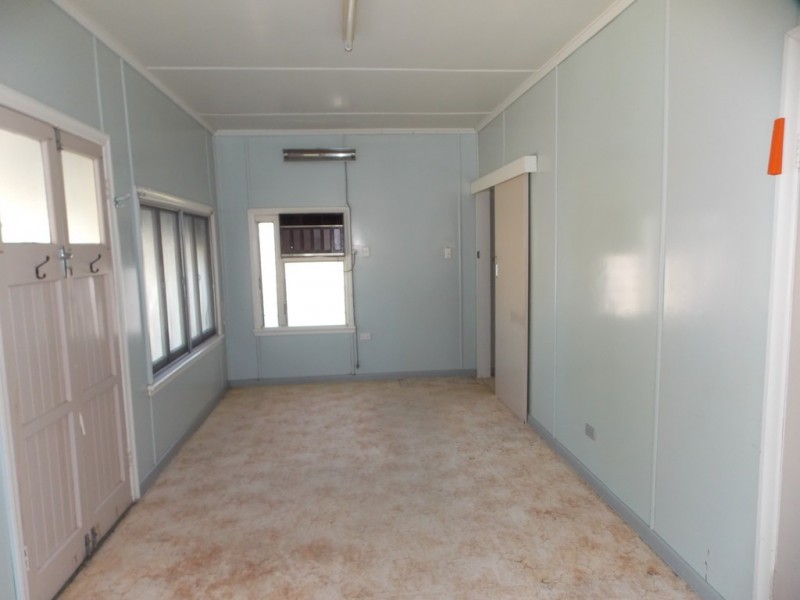99 THISTLE STREET, Blackall QLD 4472