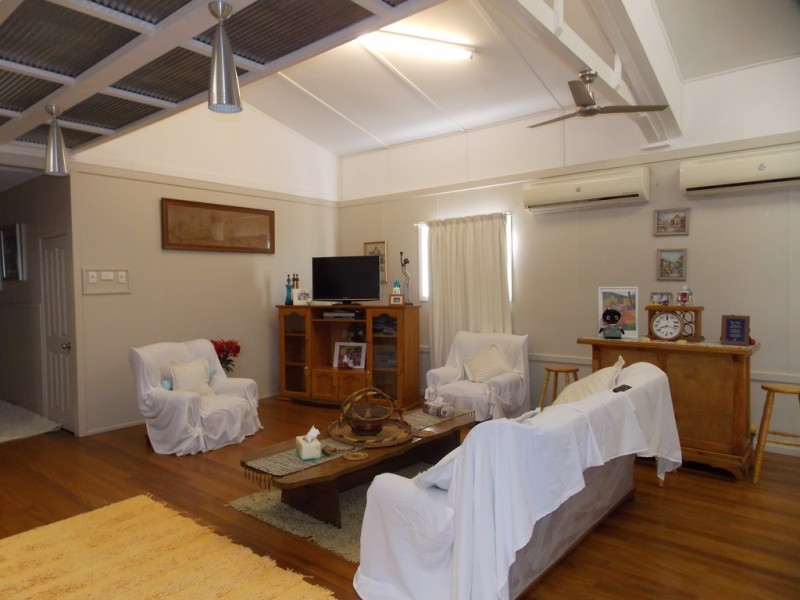 83 THISTLE STREET, Blackall QLD 4472