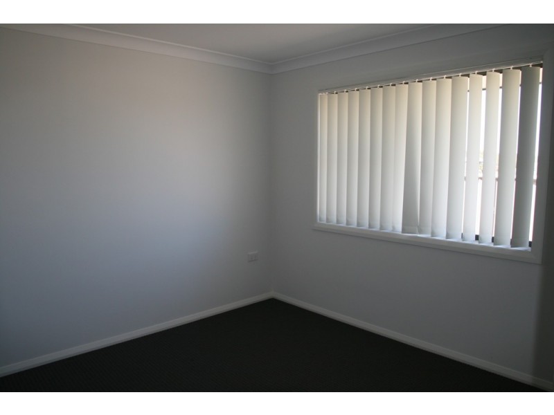 33 Cypress Pines Drive, Miles QLD 4415