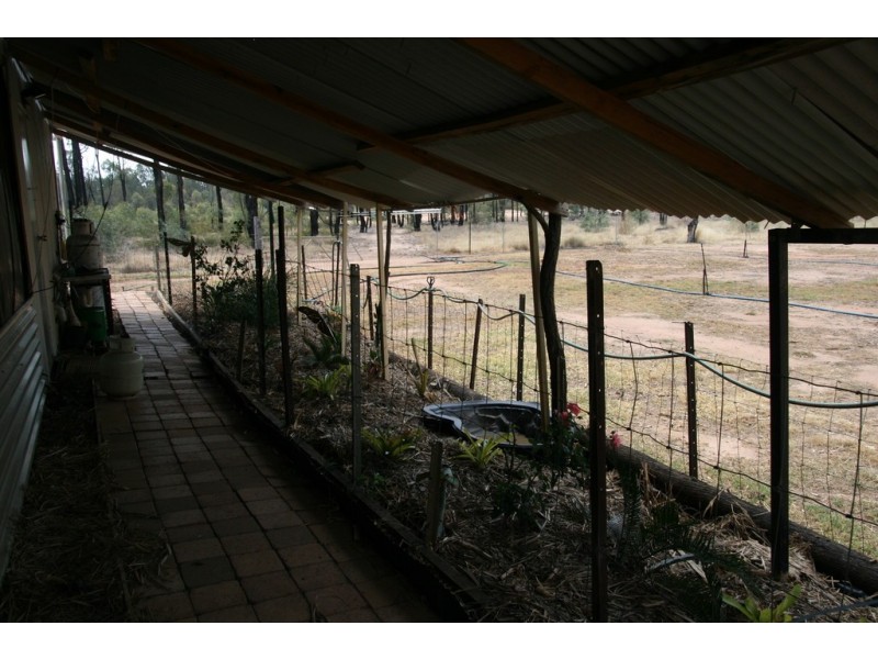 353 Retreat Road, Miles QLD 4415