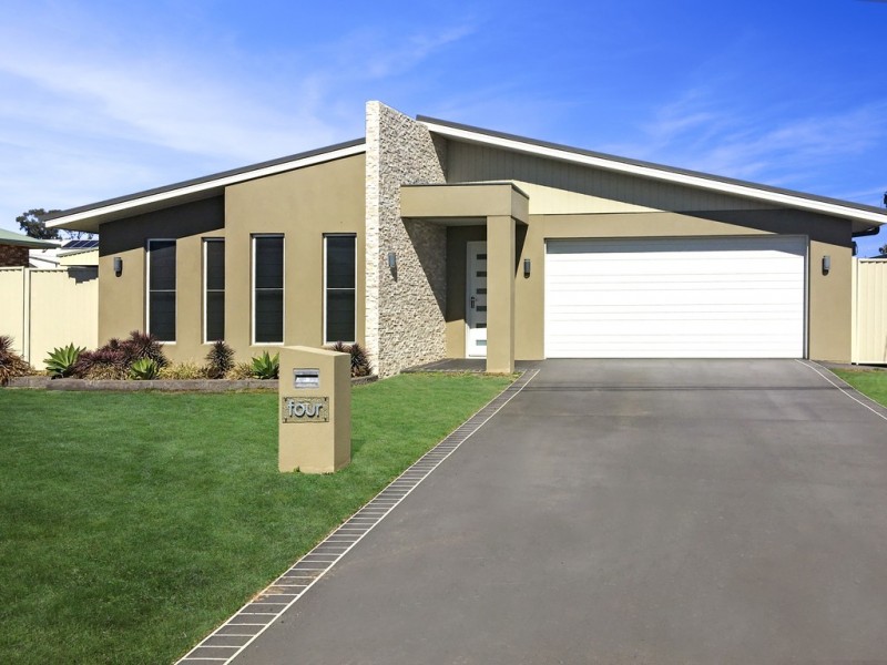 4 Lawton Place, Miles QLD 4415