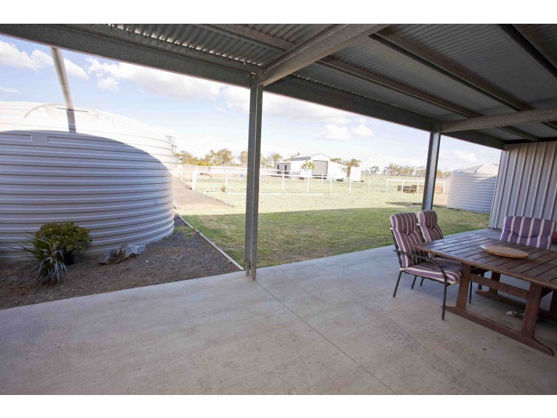 45 Southern Cross Drive, Dalby QLD 4405