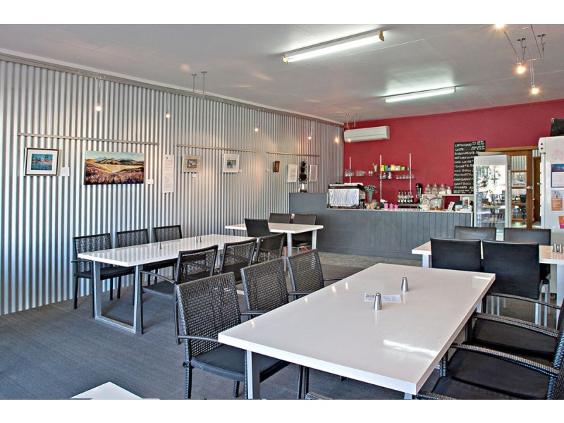 27 Brolga Street, Quilpie QLD 4480