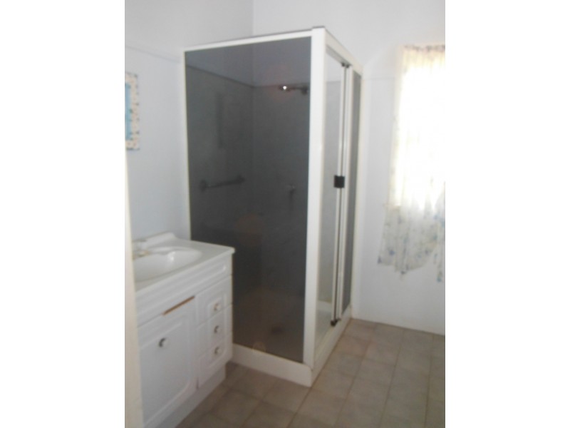 72 Quarrion Street, Quilpie QLD 4480