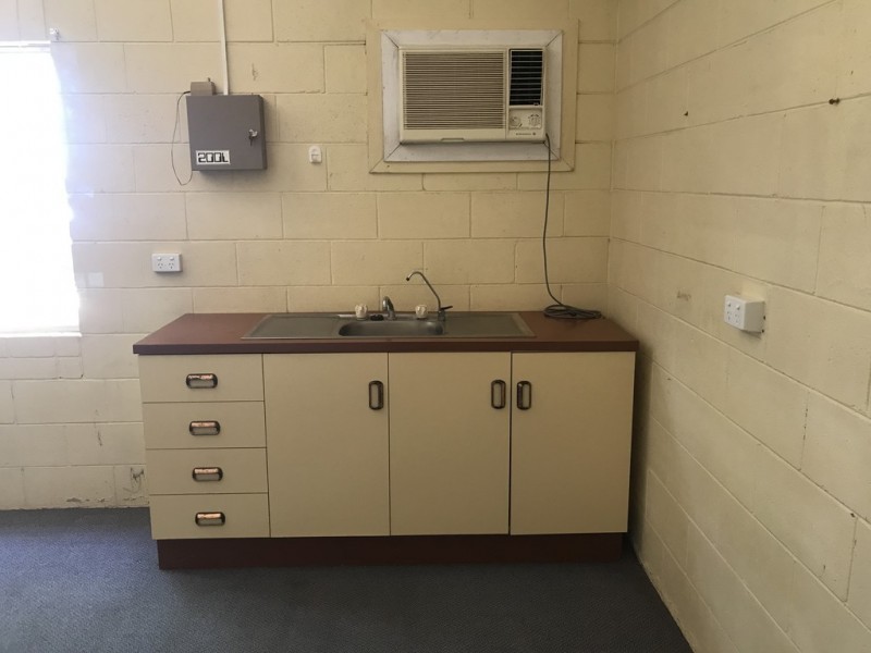 95 OAK STREET, Barcaldine QLD 4725