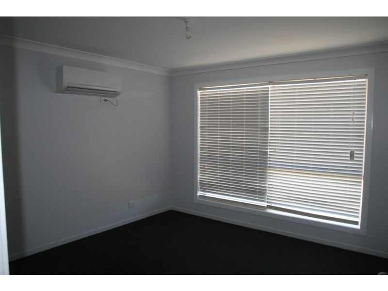 5 Sweetapple Drive, Miles QLD 4415