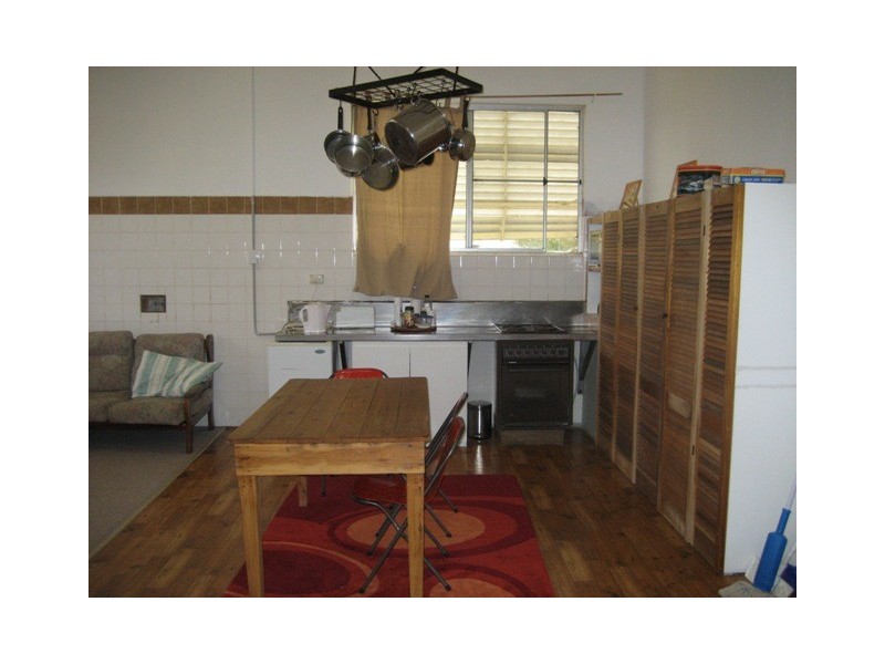 31 George St, Wallumbilla QLD 4428