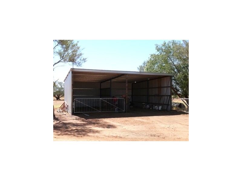 ` Loch Lomond, Mitchell QLD 4465