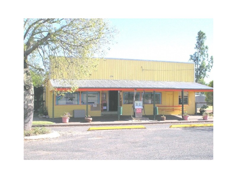 33 High Street, Wallumbilla QLD 4428