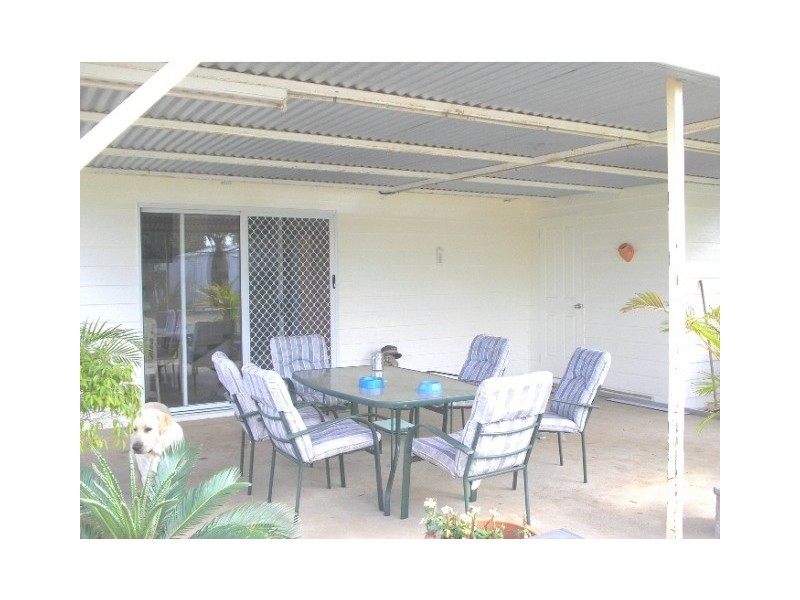 33 High Street, Wallumbilla QLD 4428