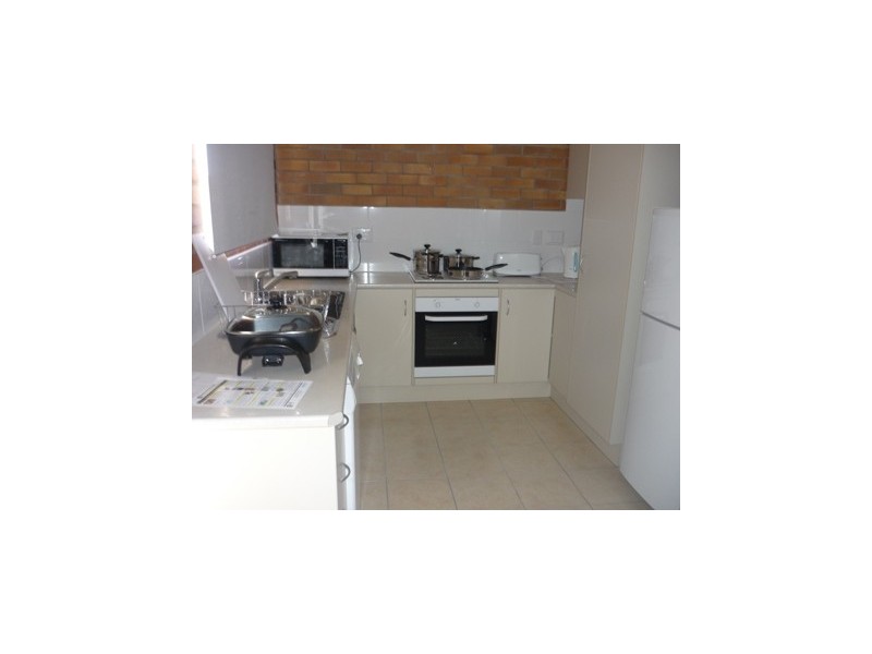 2 Taylor St, St George QLD 4487