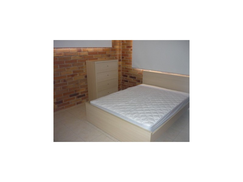 2 Taylor St, St George QLD 4487