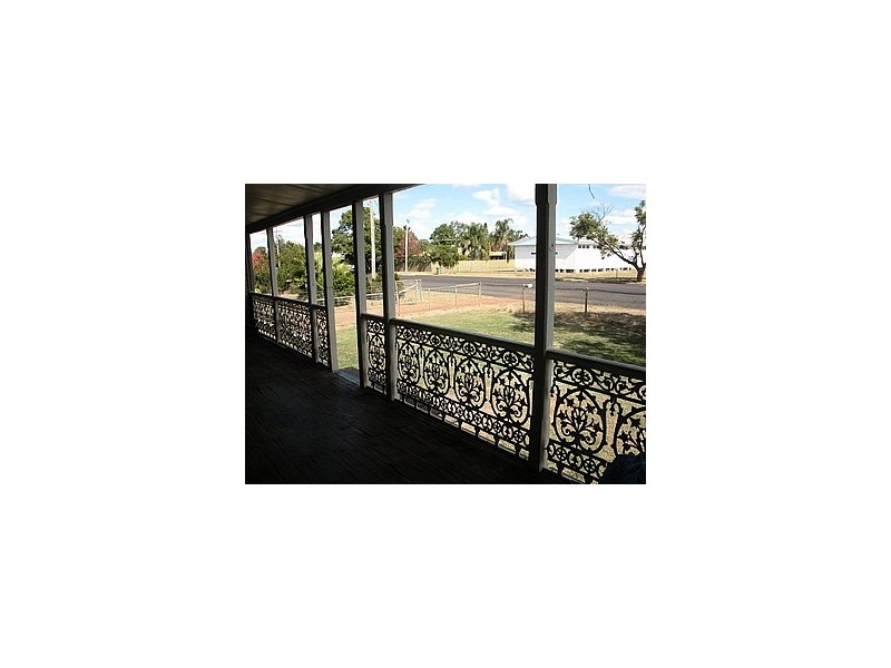 33 Scott Street, St George QLD 4487