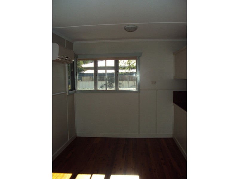 11 Cassowary Street, Longreach QLD 4730
