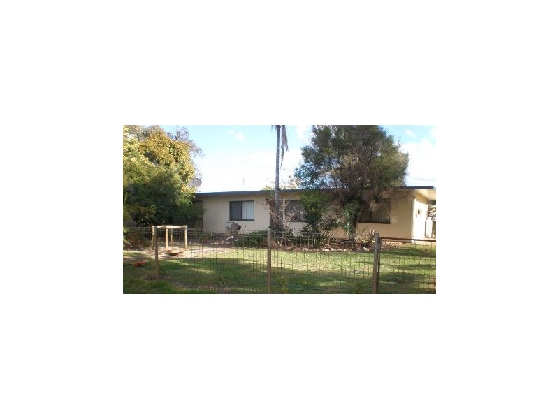 58 Barlee Street, St George QLD 4487