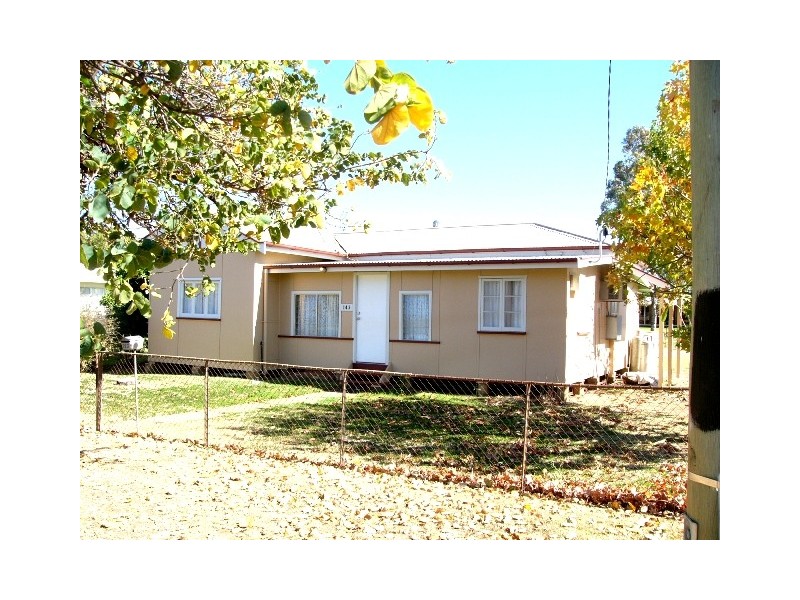 143 Alfred Street, St George QLD 4487