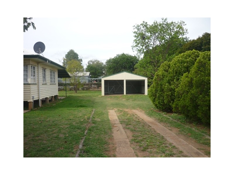 51 Roe Street, St George QLD 4487