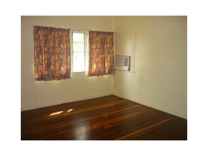 51 Roe Street, St George QLD 4487