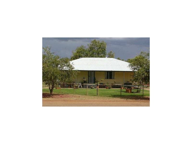 4 Hume Street, St George QLD 4487