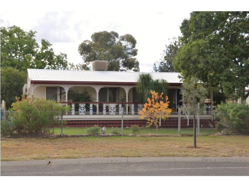 101 Miscamble Street, Roma QLD 4455