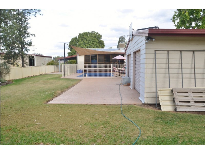 101 Miscamble Street, Roma QLD 4455