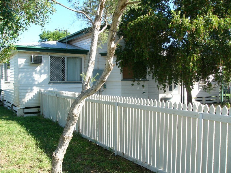 164 Victoria Street, St George QLD 4487