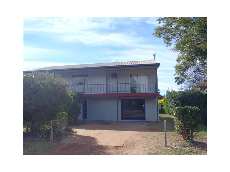 19  Andrew Street, St George QLD 4487