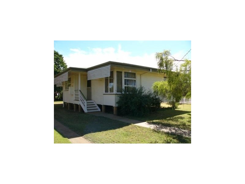 7 Anne Street, St George QLD 4487