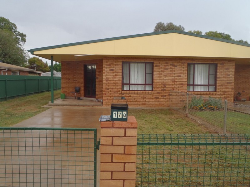 17a  Andrew Street, St George QLD 4487