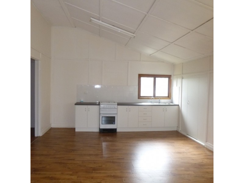 31  Barlee Street, St George QLD 4487