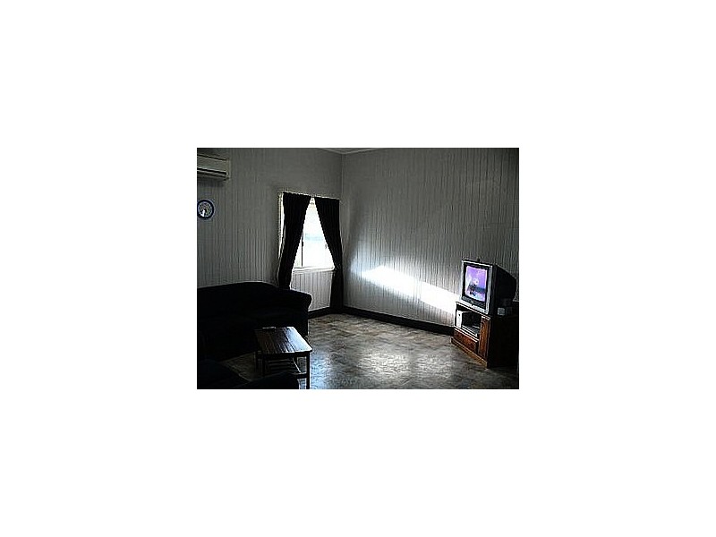 4  Hume Street, St George QLD 4487