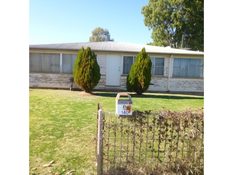2/140  Alfred Street, St George QLD 4487