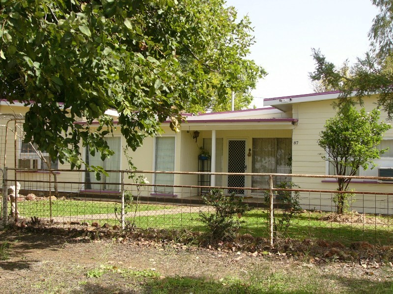 89 Arthur Street, St George QLD 4487