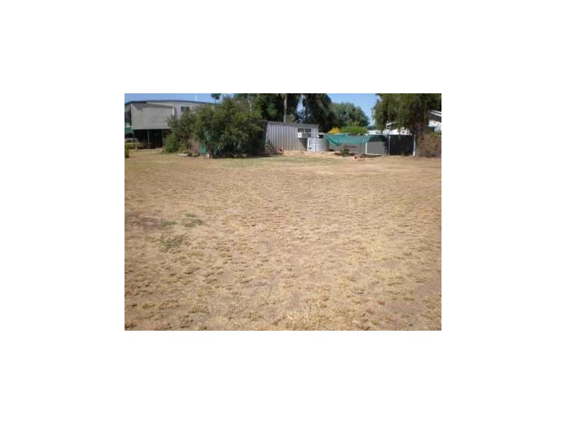 23 Bowen Street, St George QLD 4487