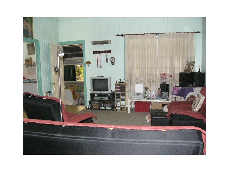 37 SHAMROCK STREET, Blackall QLD 4472