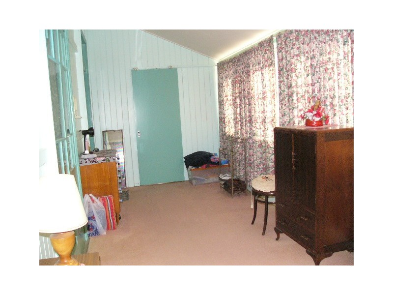37 SHAMROCK STREET, Blackall QLD 4472