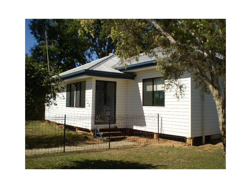 130 THISTLE STREET, Blackall QLD 4472