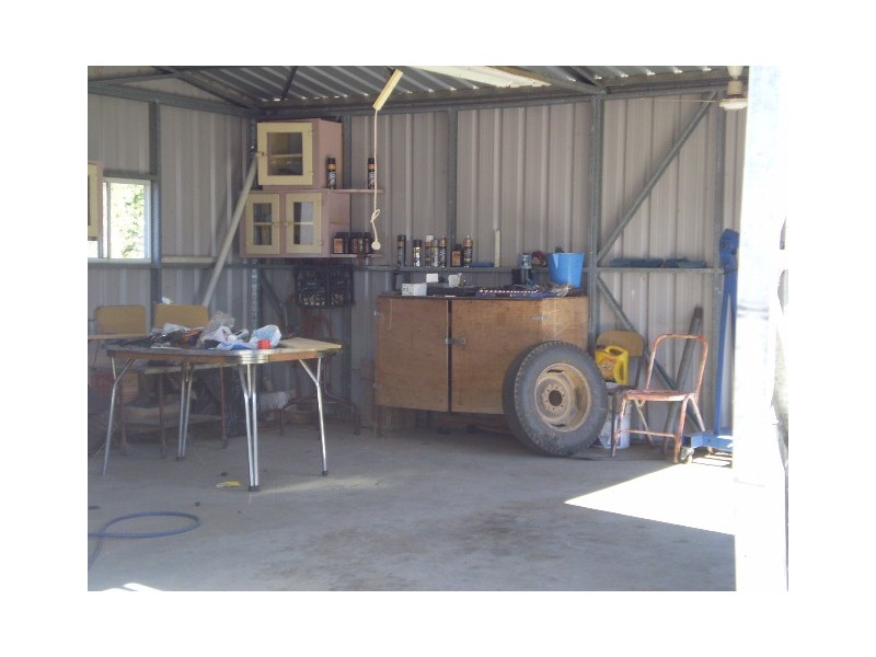 130 THISTLE STREET, Blackall QLD 4472