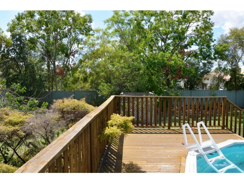 75 Daisy Street, Miles QLD 4415