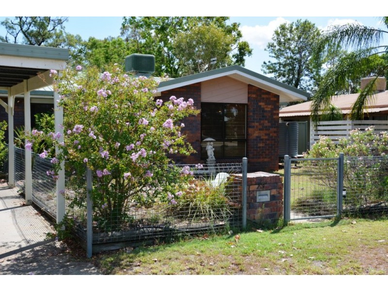 75 Daisy Street, Miles QLD 4415