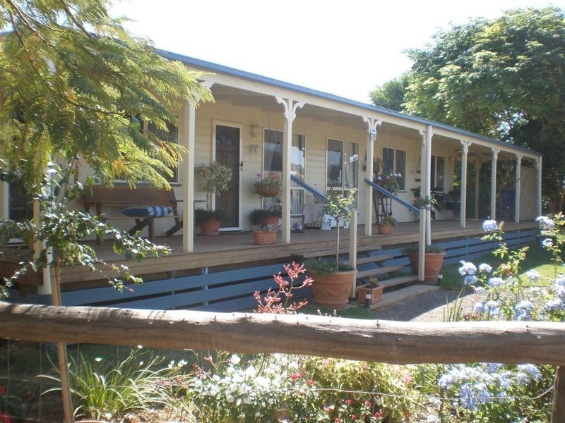 2 Cutler Court, St George QLD 4487