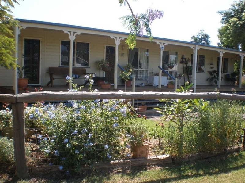 2 Cutler Court, St George QLD 4487