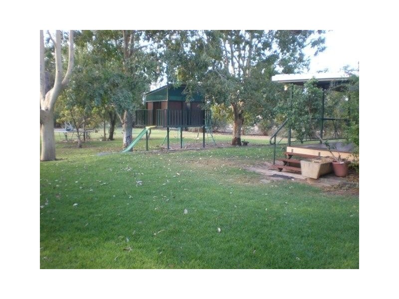 52 Albert Street, St George QLD 4487